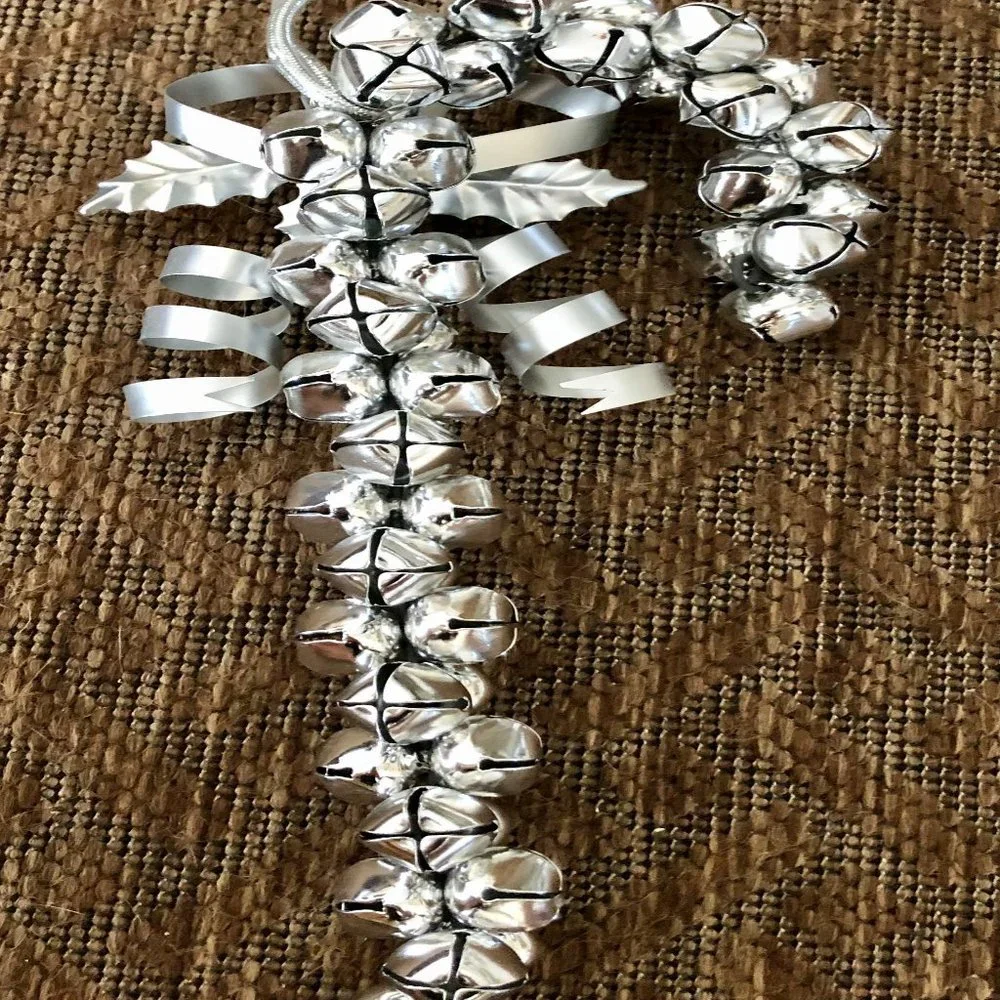 Hallmark Jingle Bell Christmas Door Wreath Candy Cane Shape Silver Bells New